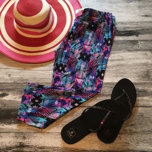 Capri Leggings, L (Size 14-16)
